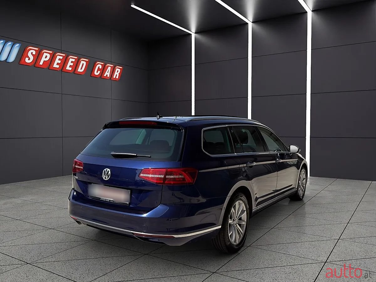 2019' Volkswagen Passat photo #1