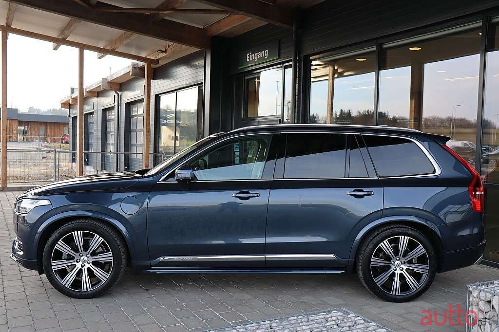 2020' Volvo XC90 photo #2