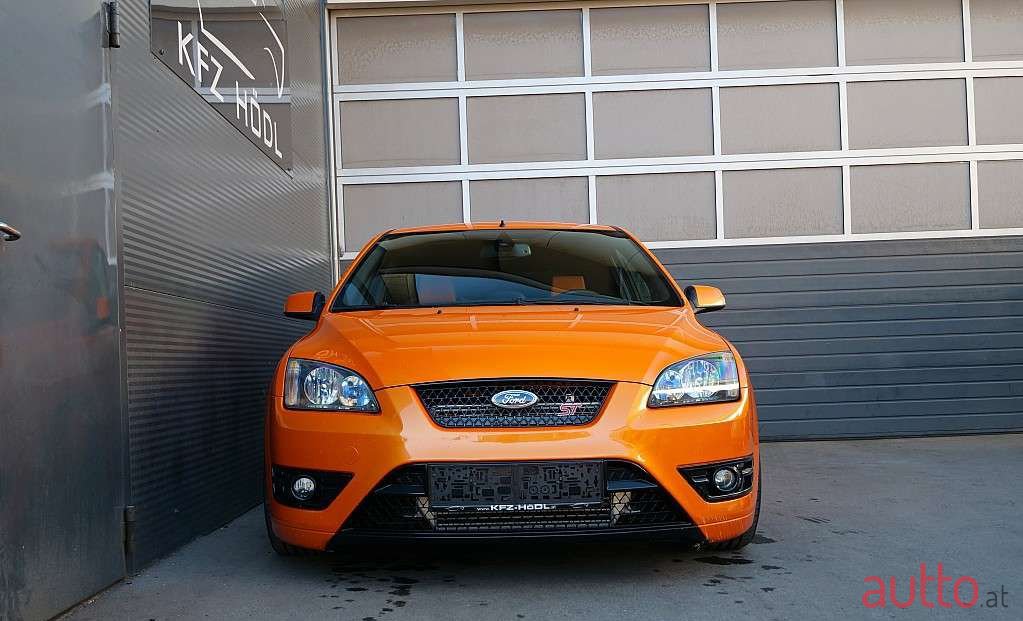 2007' Ford Focus photo #2