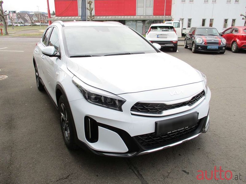 2024' Kia XCeed photo #2