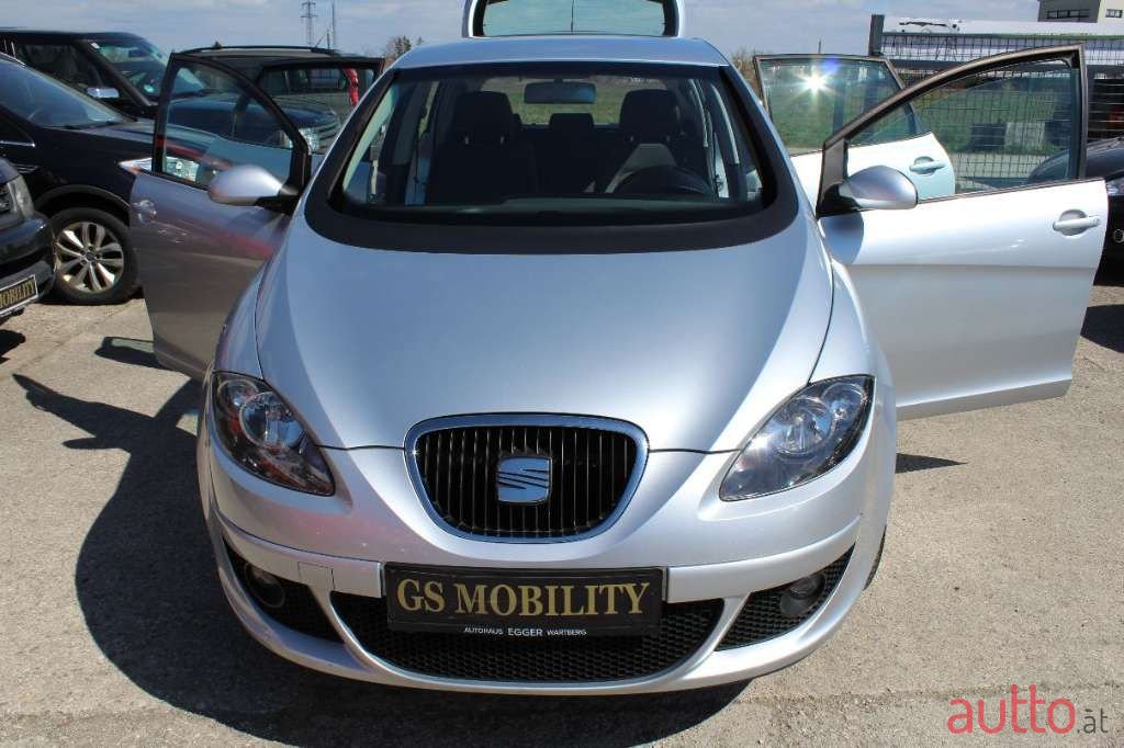 2005' SEAT Altea photo #1