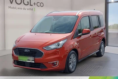 2022' Ford Tourneo