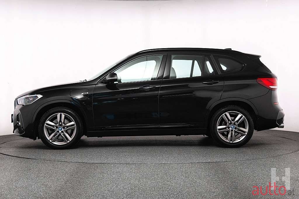 2022' BMW X1 photo #3