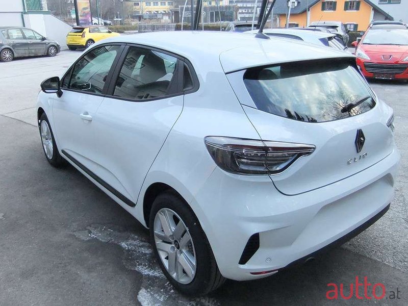 2024' Renault Clio photo #4