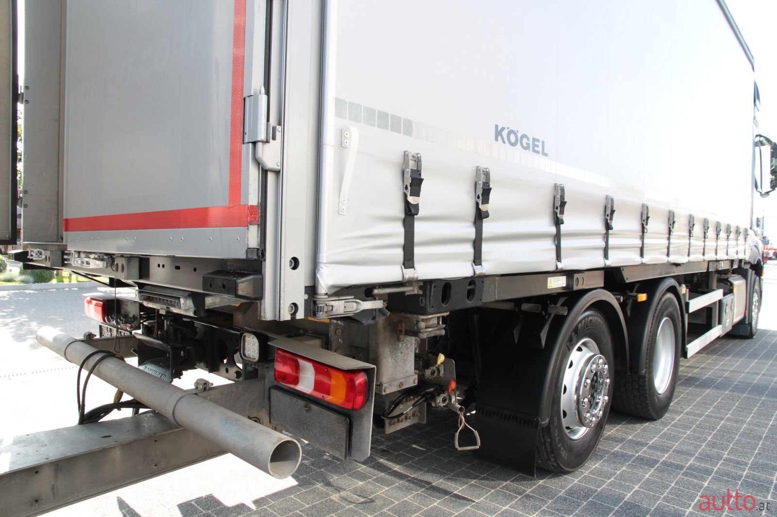 2014' Mercedes-Benz ACTROS 2545 E6 B photo #3