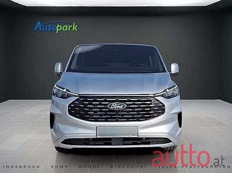 2024' Ford Tourneo photo #2