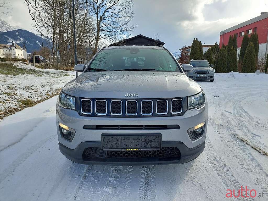 2018' Jeep Compass photo #2
