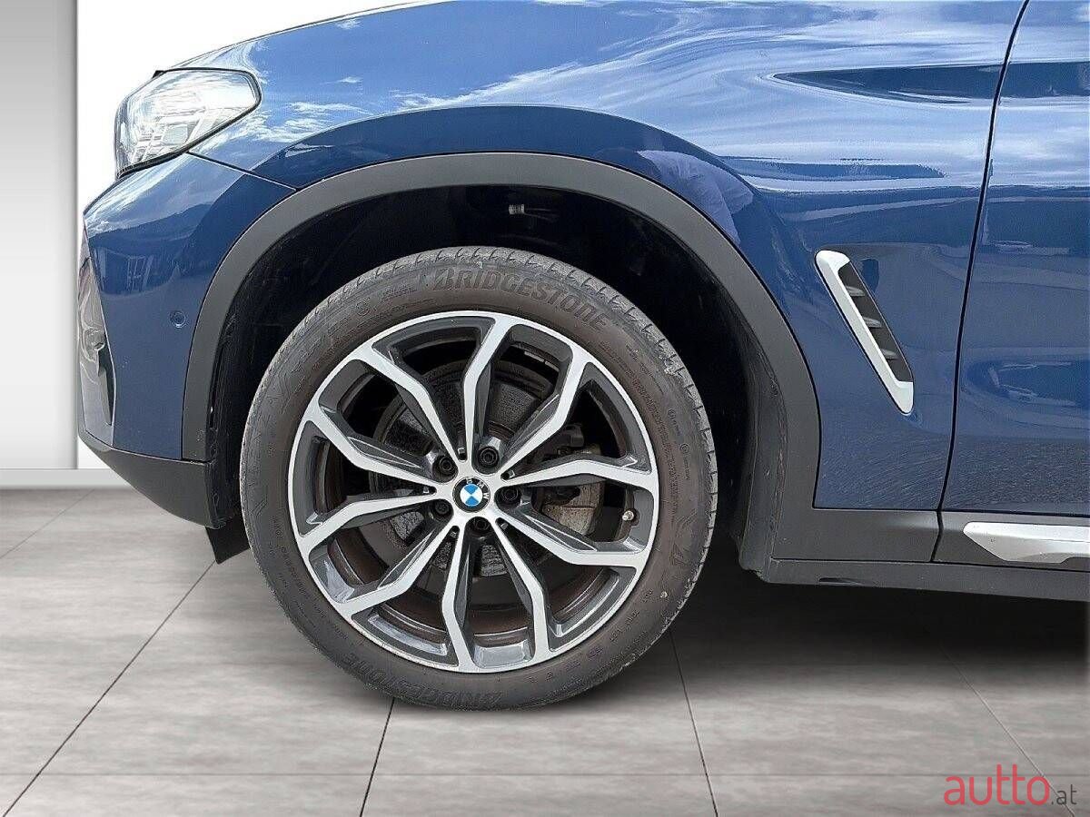 2022' BMW X3 photo #4