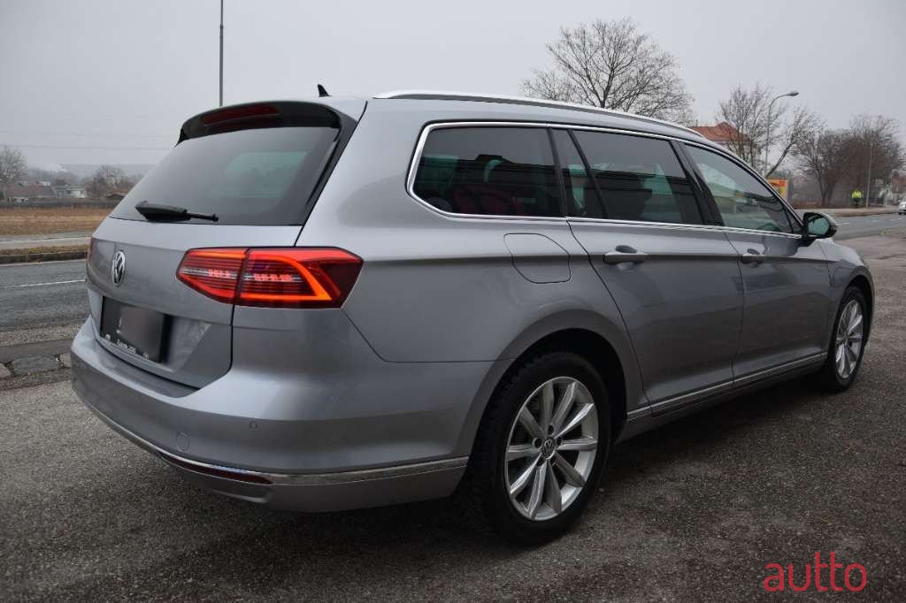 2019' Volkswagen Passat photo #6