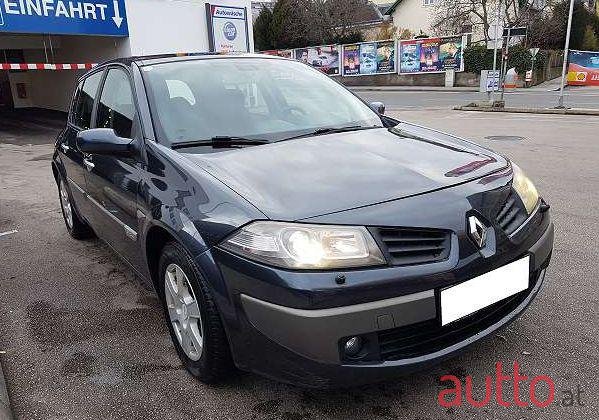 2007' Renault Megane photo #1