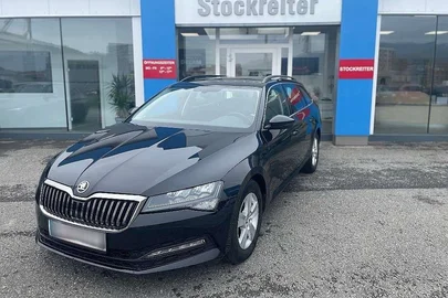2019' Skoda Superb