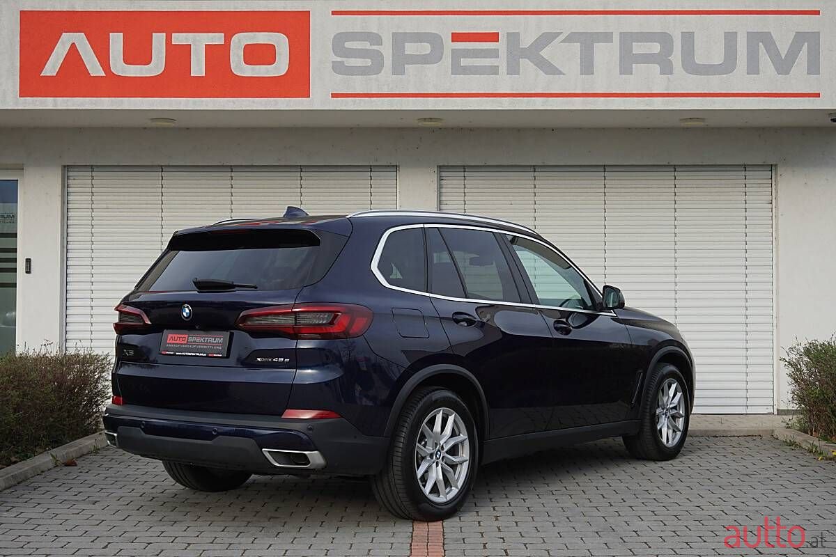 2020' BMW X5 photo #5