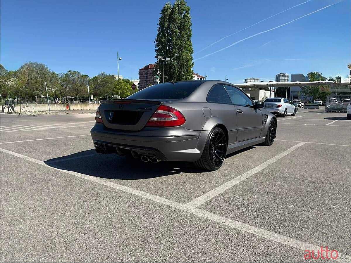 2005' Mercedes-Benz Clk-Klasse photo #4