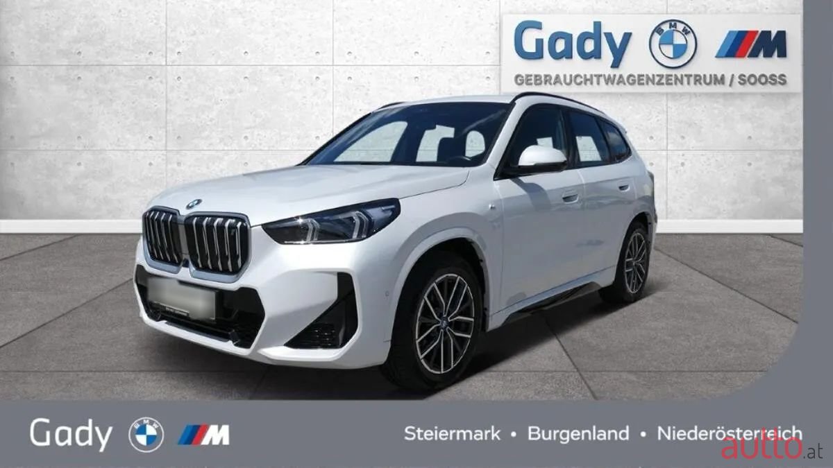 2023' BMW iX1 photo #1