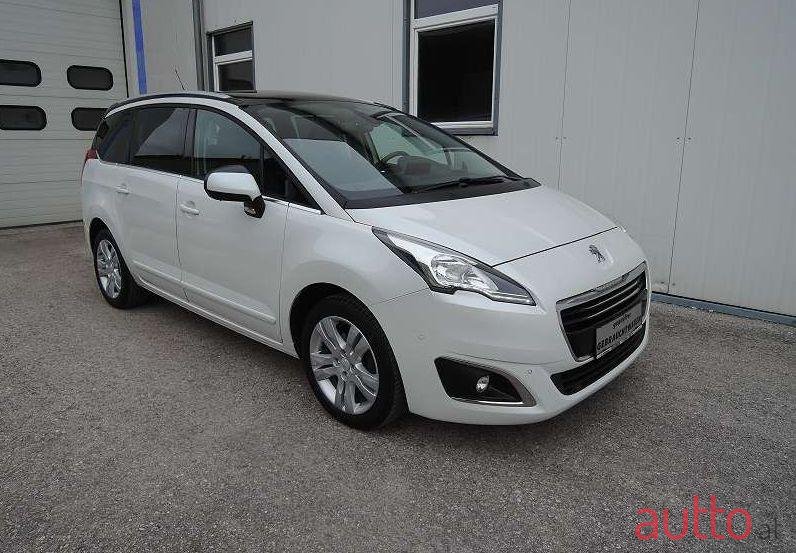 2014' Peugeot 5008 photo #1