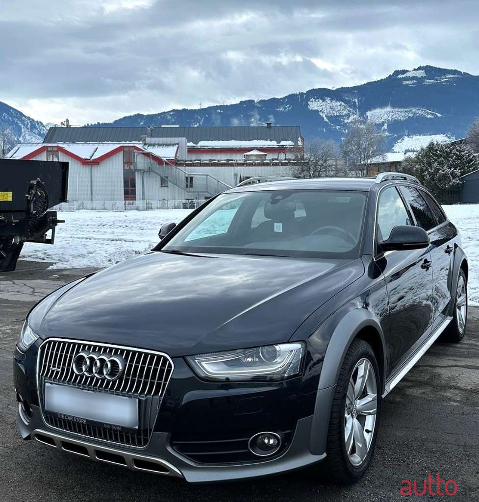 2015' Audi A4 Allroad photo #1