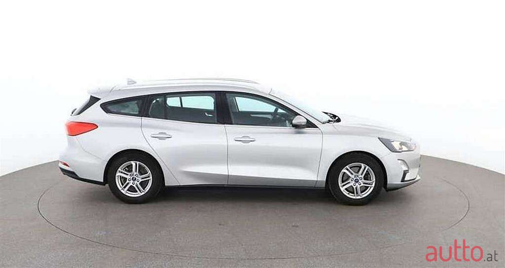 2019' Ford Focus photo #2