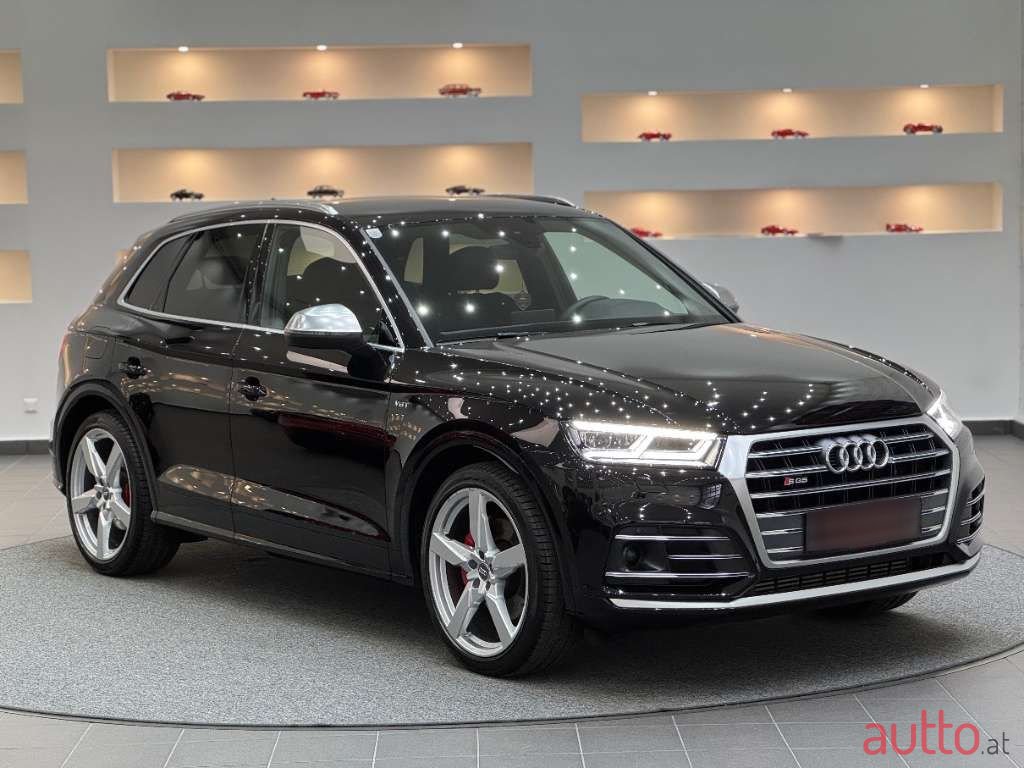 2018' Audi Q5 photo #6