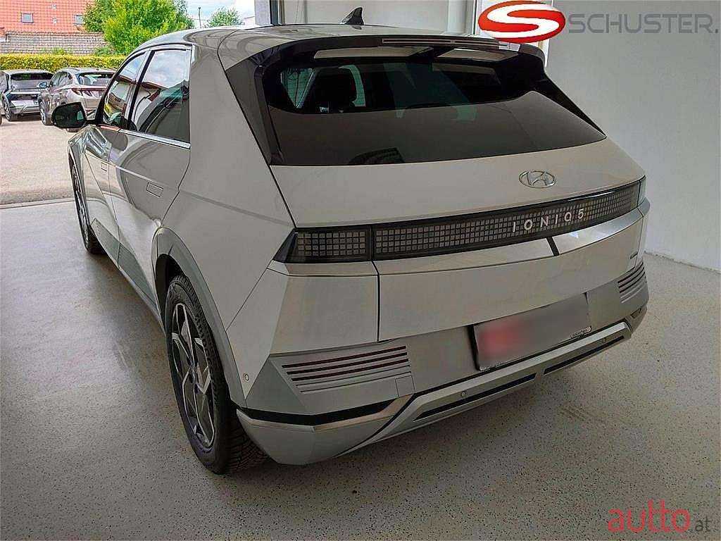 2022' Hyundai Ioniq photo #4