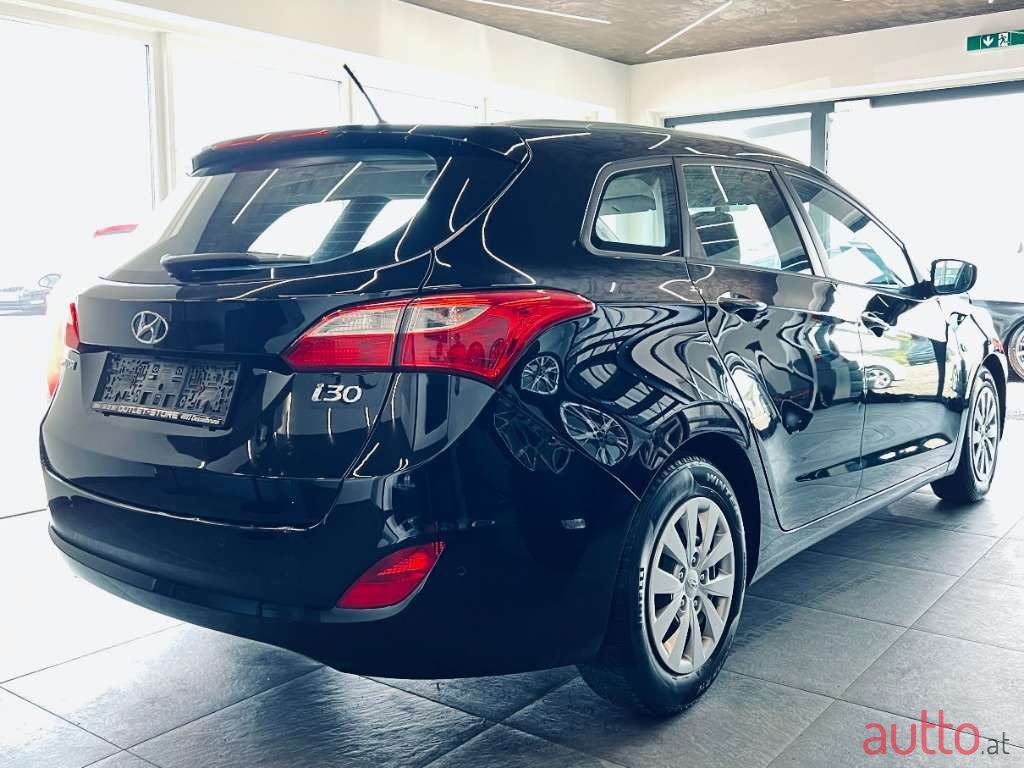 2016' Hyundai i30 photo #4