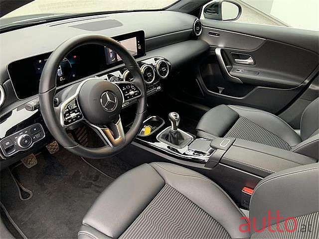 2019' Mercedes-Benz A-Klasse photo #3