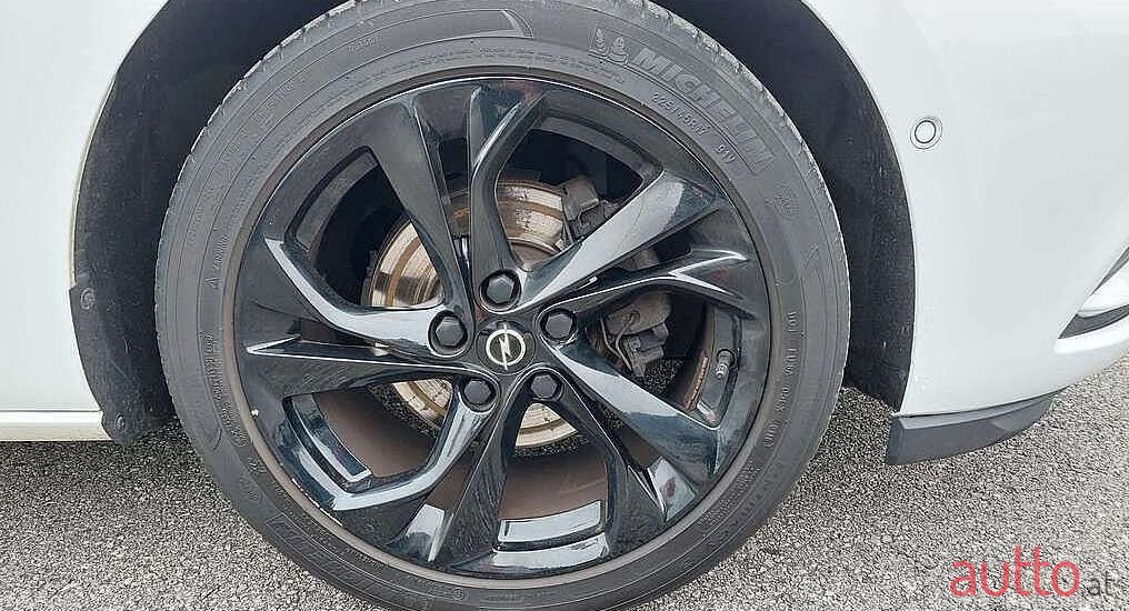 2018' Opel Astra photo #3
