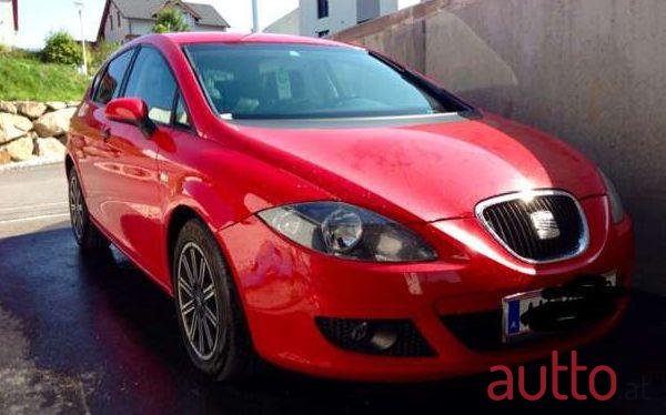 2007' SEAT Leon photo #3