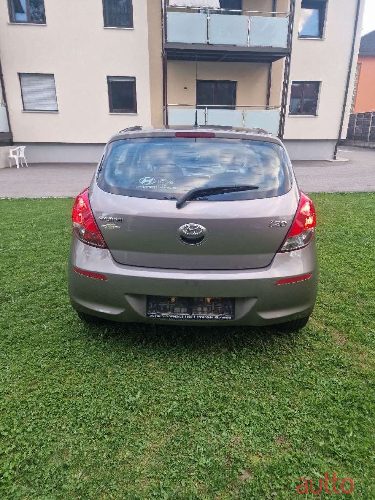2013' Hyundai i20 photo #4