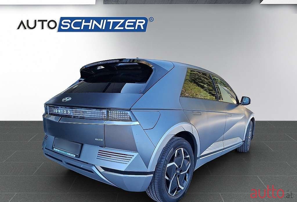 2023' Hyundai Ioniq 5 photo #5