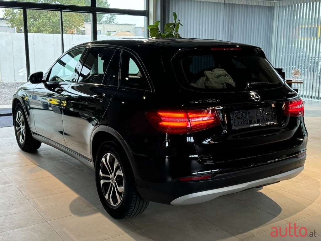 2018' Mercedes-Benz Glc-Klasse photo #3