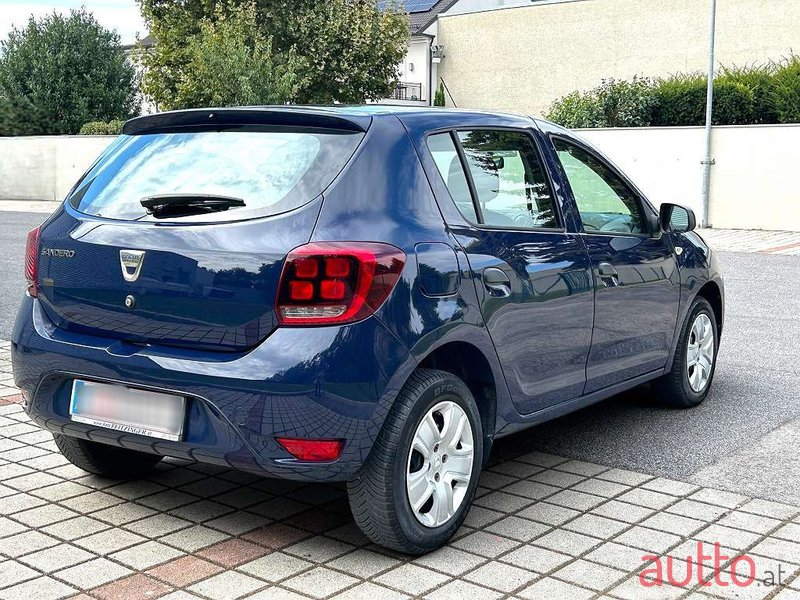 2020' Dacia Sandero photo #3