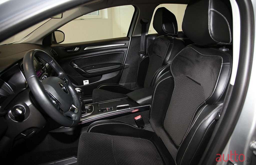 2016' Renault Megane photo #3