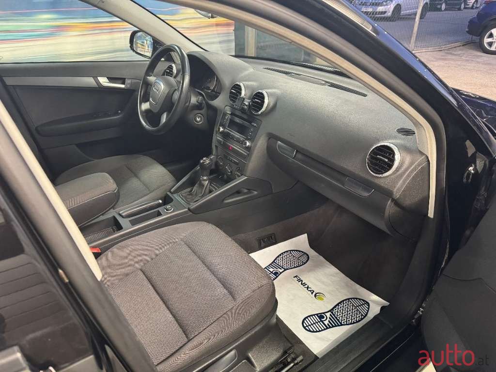 2012' Audi A3 photo #4