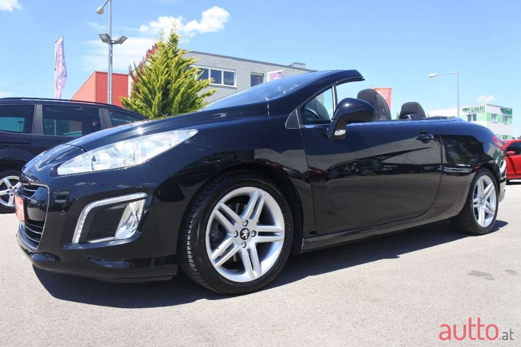 2011' Peugeot 308 photo #2