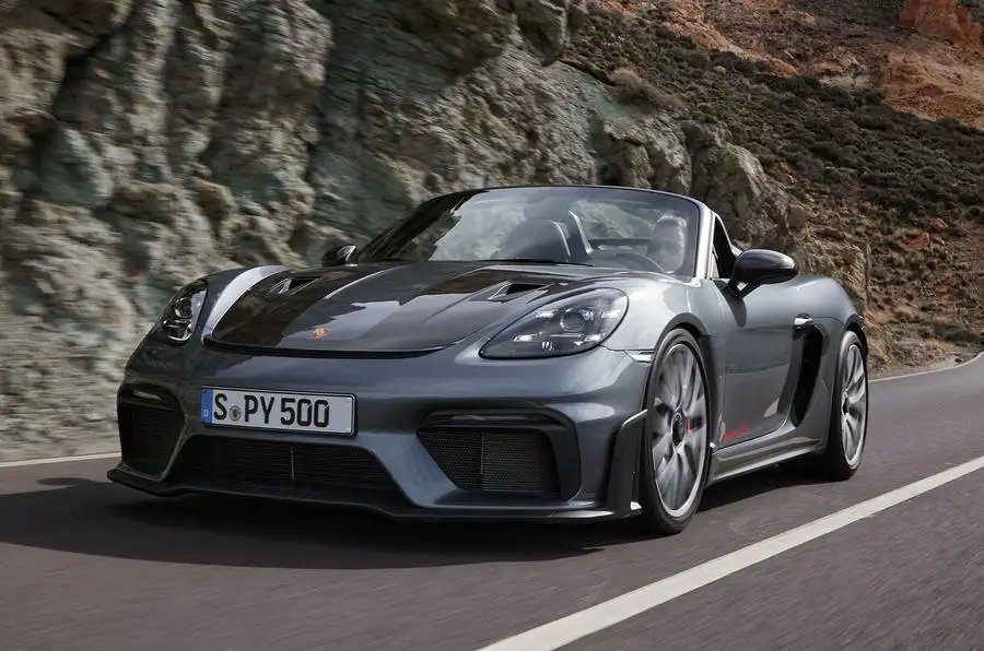 Porsche 718 Boxster bows out with 493bhp Spyder GT4 RS
