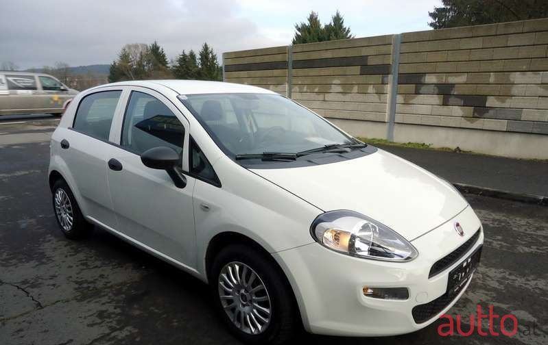 2018' Fiat Punto photo #3