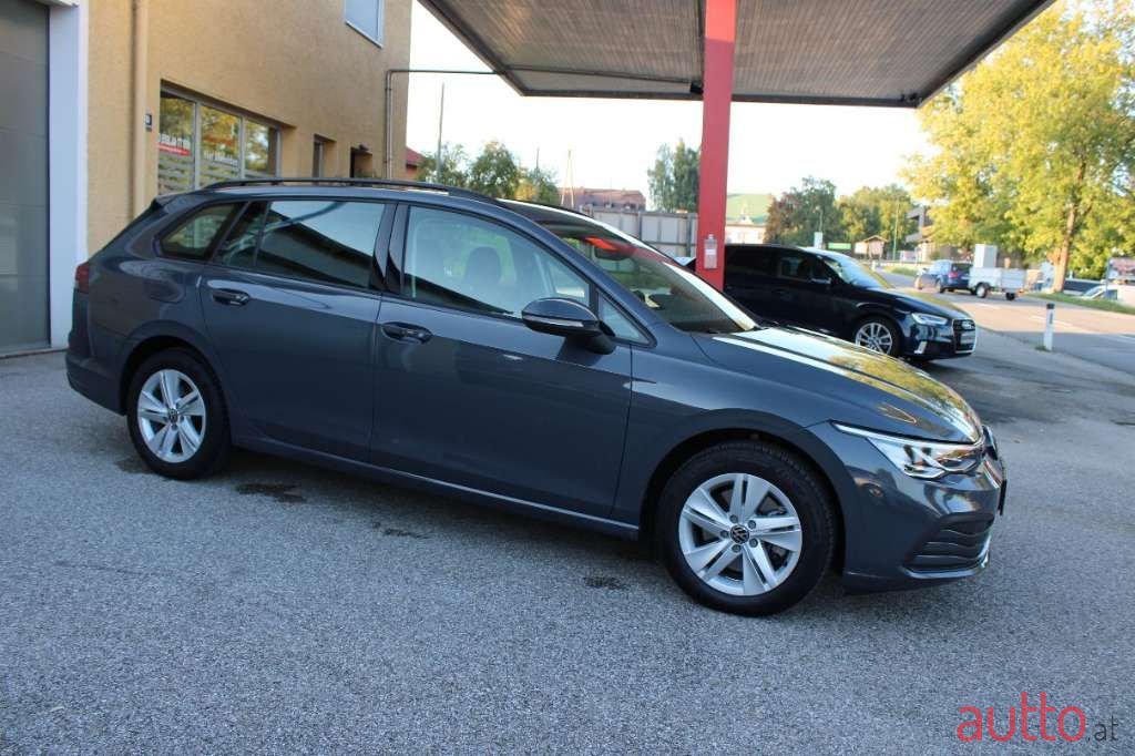 2020' Volkswagen Golf photo #4