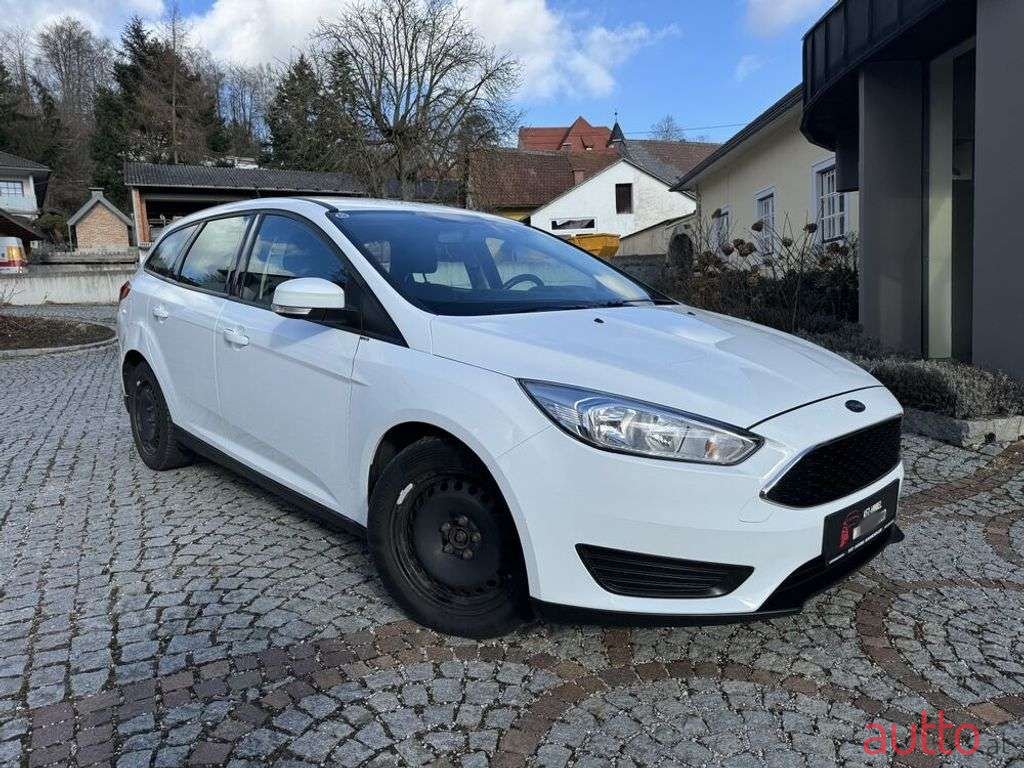 2018' Ford Focus photo #2