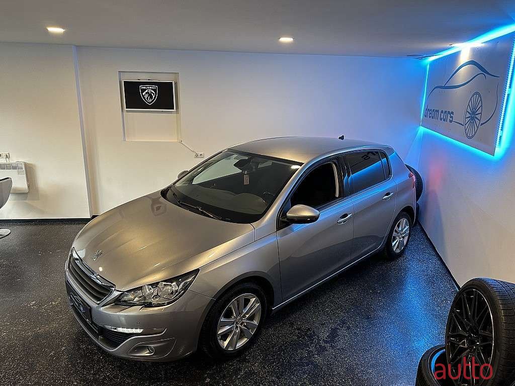 2016' Peugeot 308 photo #6