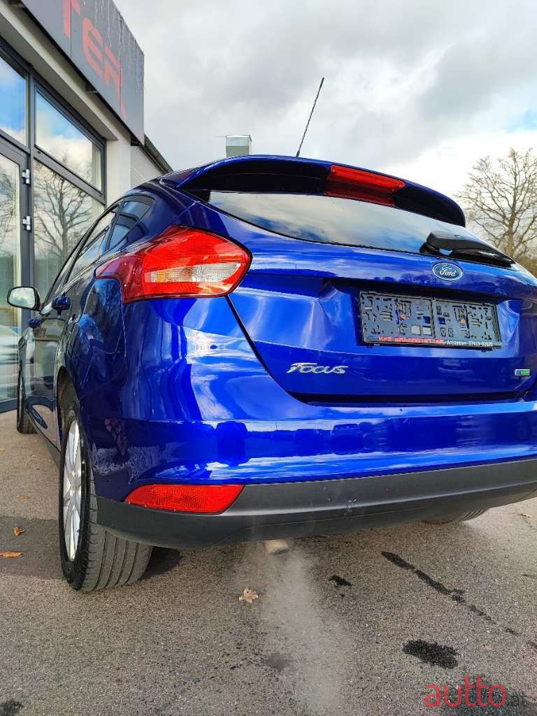 2015' Ford Focus photo #6