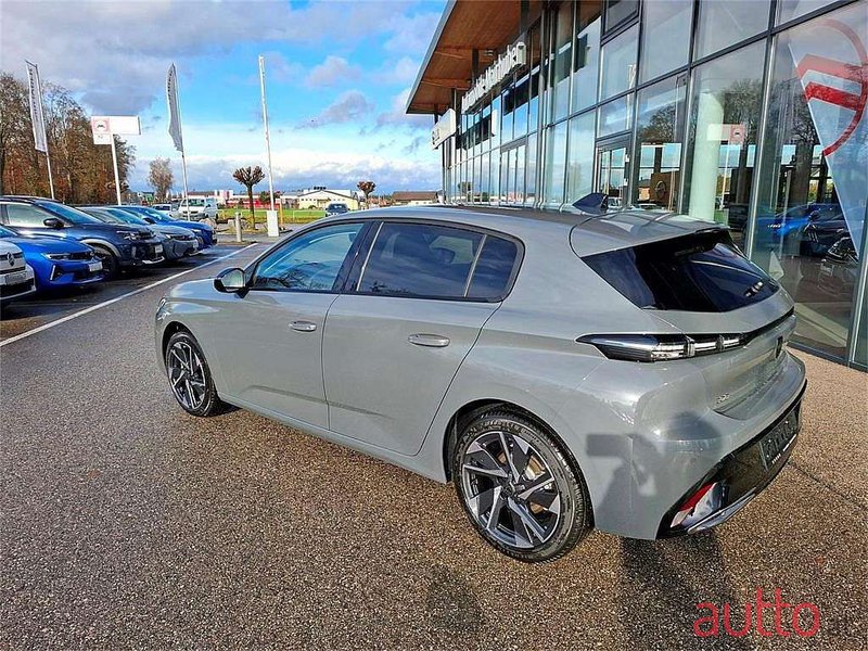 2024' Peugeot 308 photo #2