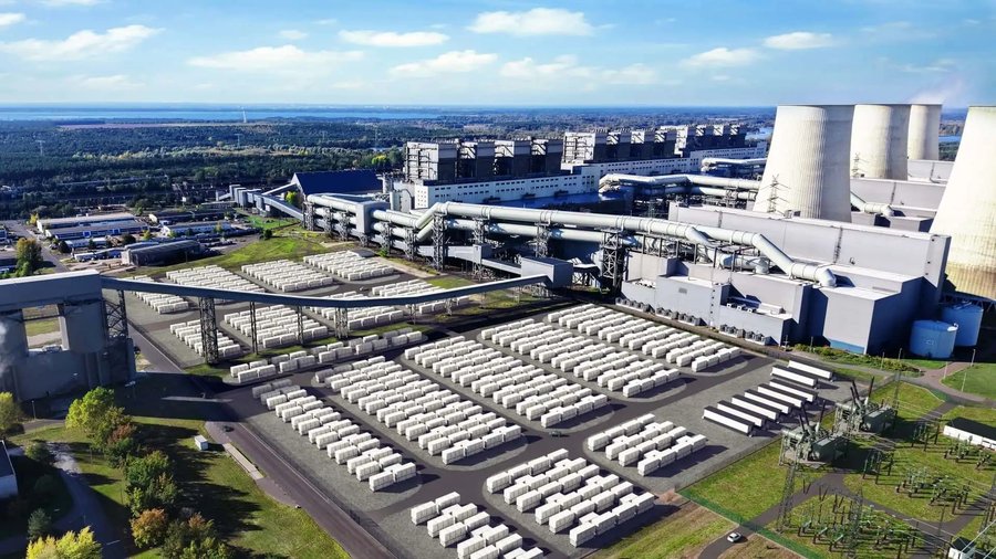 Europe’s Largest Battery Storage Project Can Power 100 Million Lights