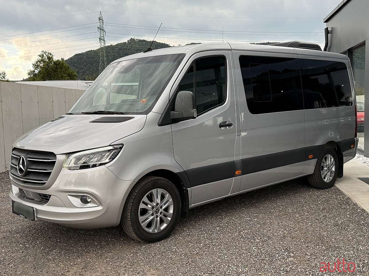 2019' Mercedes-Benz Sprinter photo #1