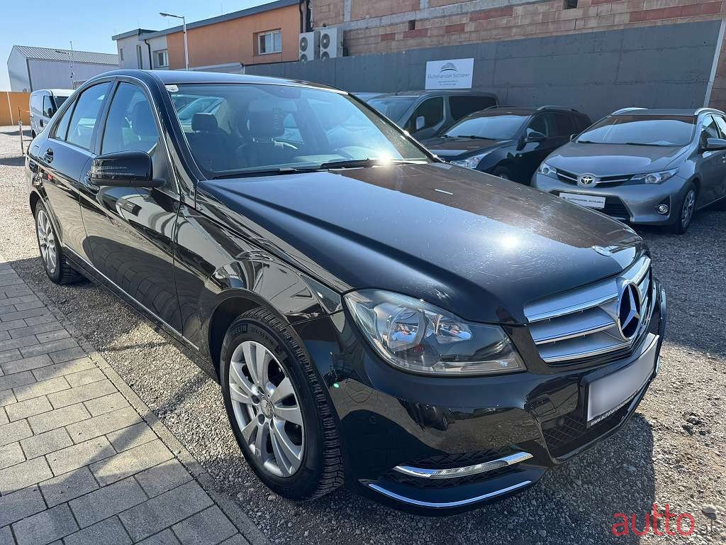 2014' Mercedes-Benz C-Klasse photo #6