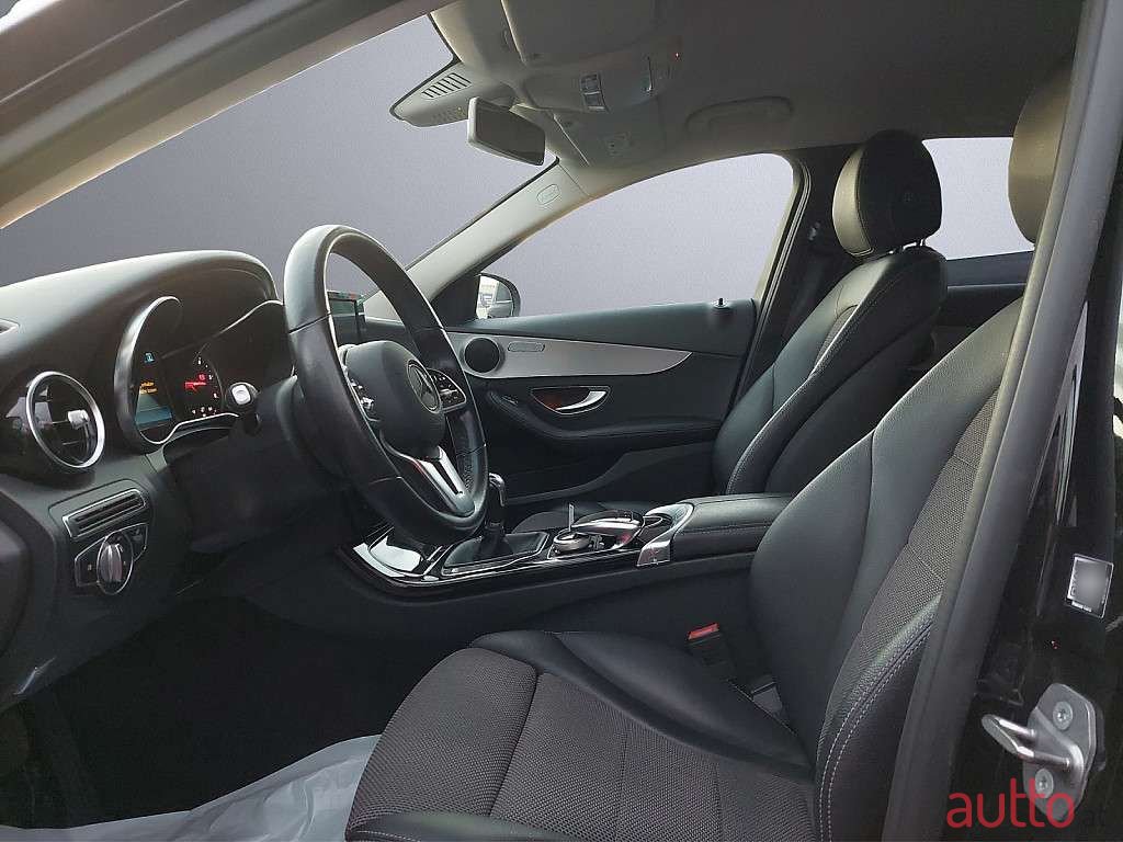 2019' Mercedes-Benz C-Klasse photo #5