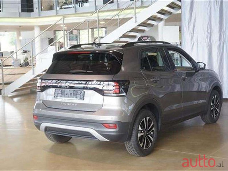 2021' Volkswagen T-Cross photo #3