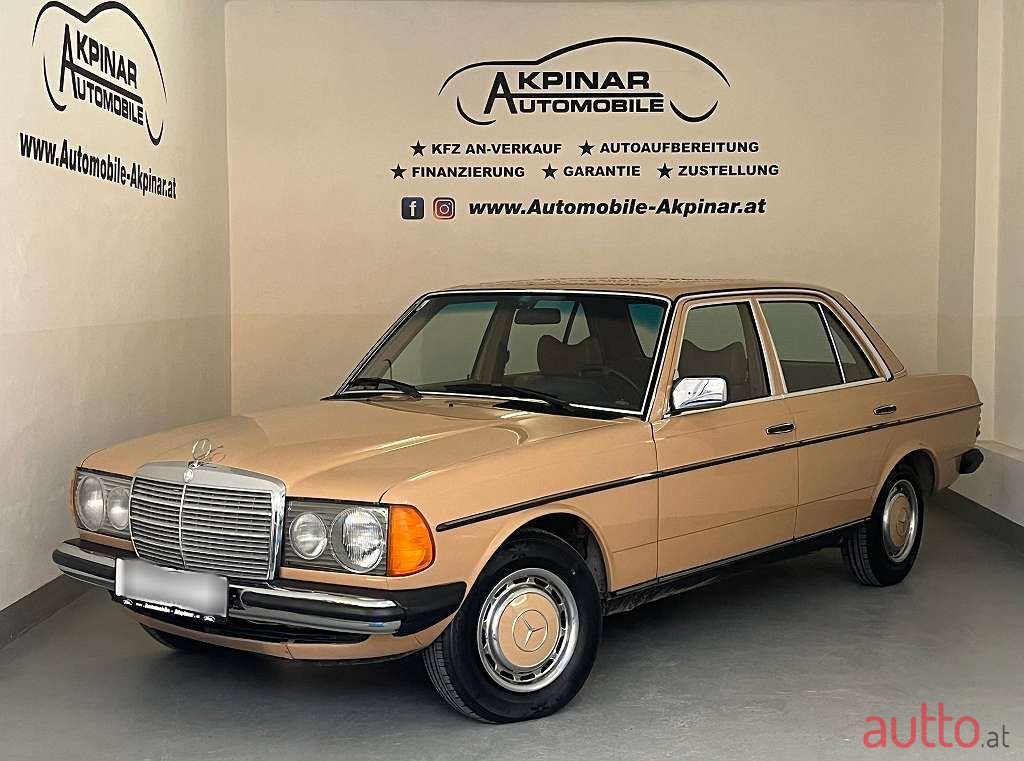 1977' Mercedes-Benz W123 240 D photo #1