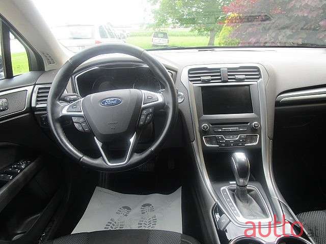 2016' Ford Mondeo photo #6