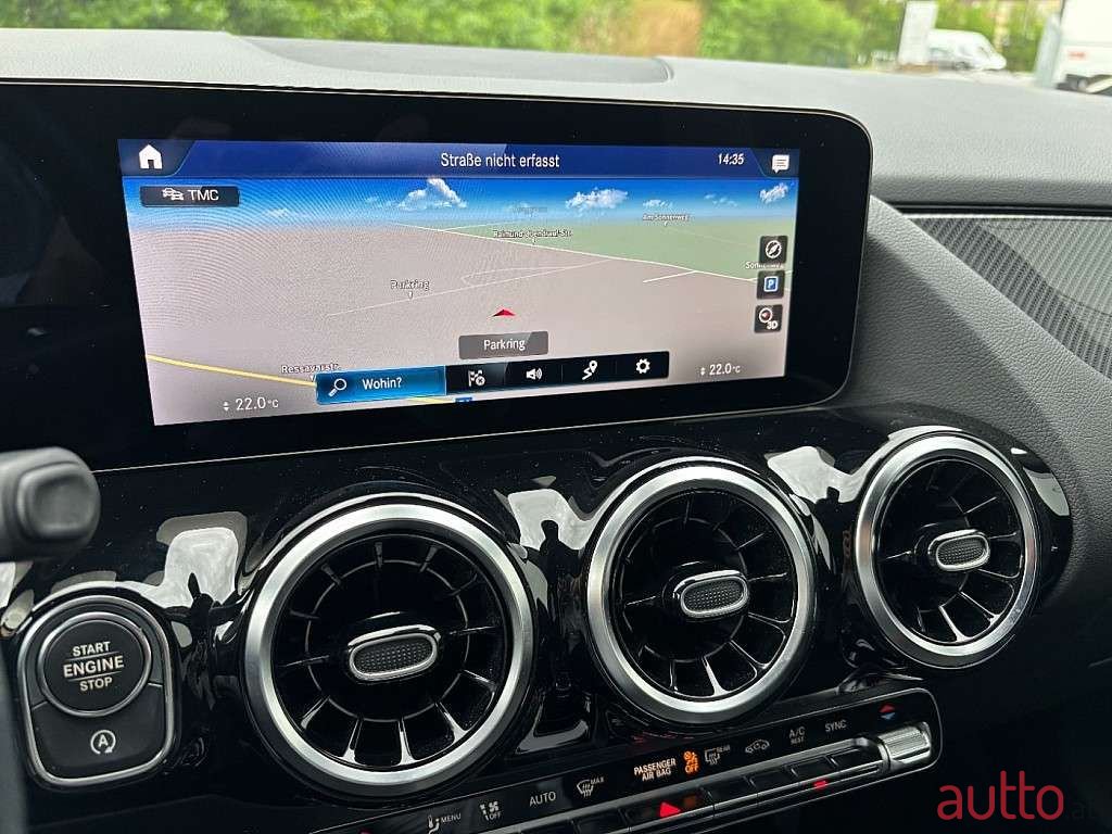 2022' Mercedes-Benz Gla-Klasse photo #4