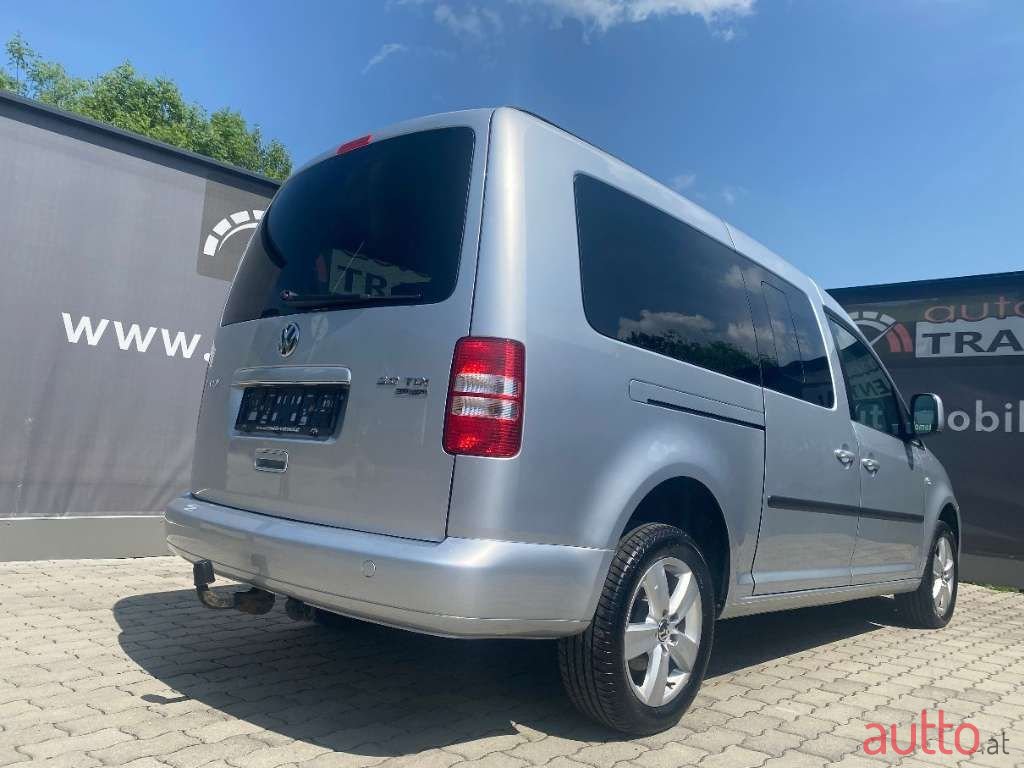 2012' Volkswagen Caddy photo #4